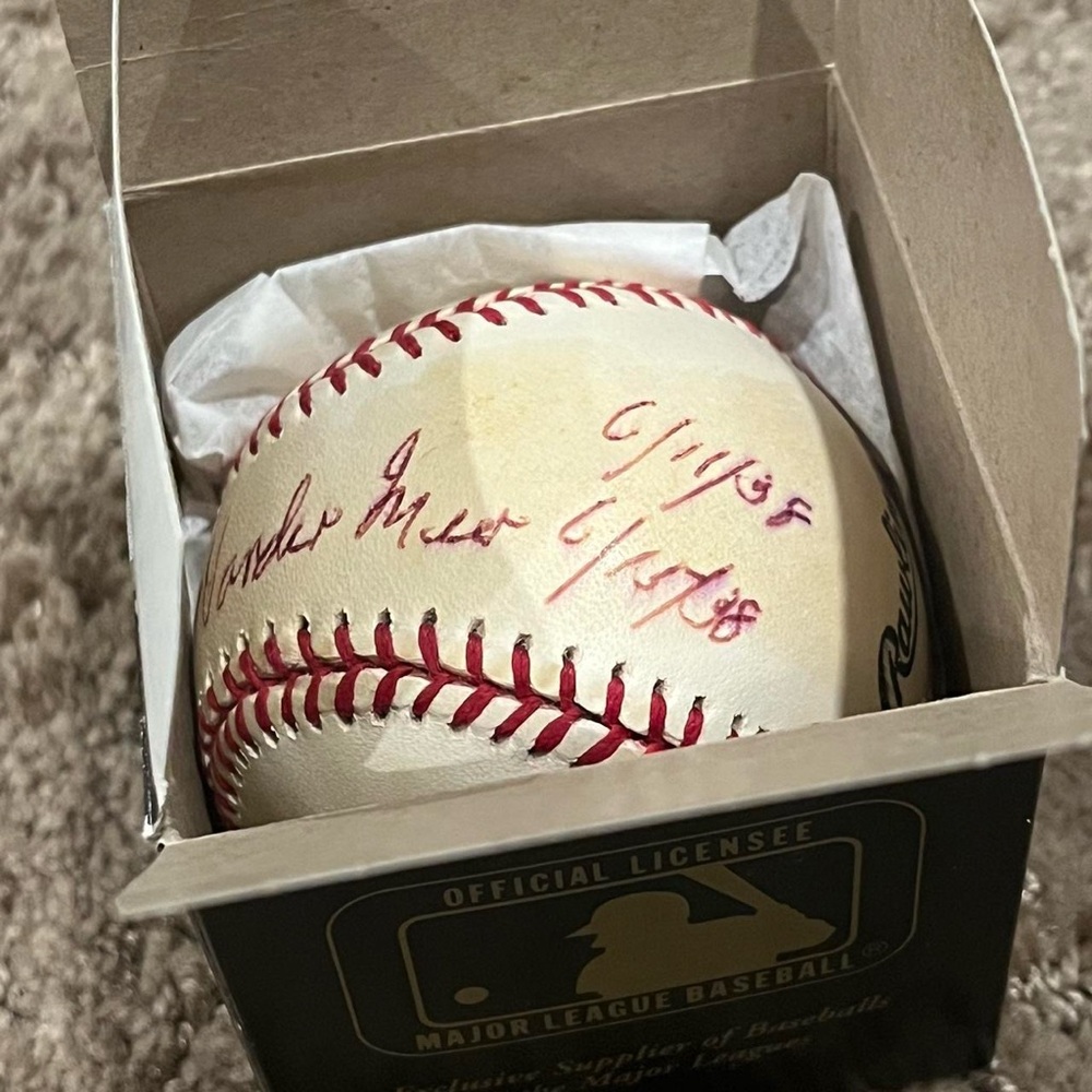 johnny vander Official MLB Baseball with Red Stitching